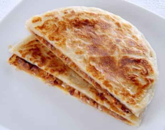 Garlic Bread with American Cheese